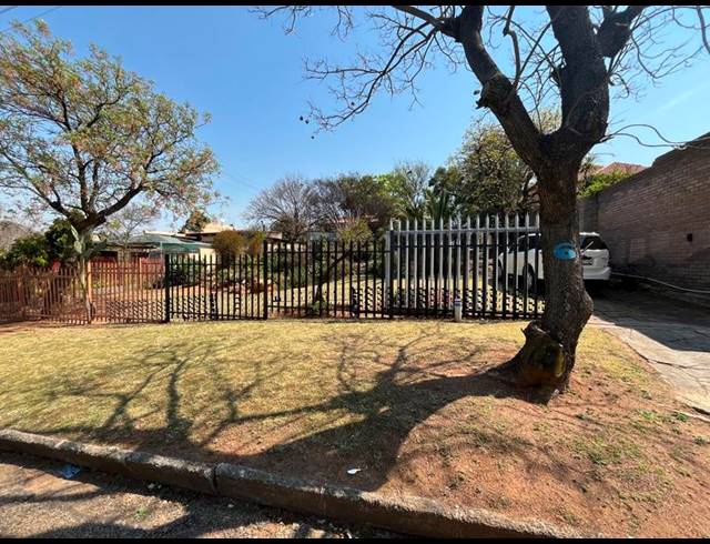 3 BEDROOM HOUSE FOR SALE IN ELSBURG